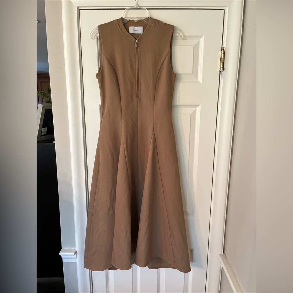 chuclla maxi dress (China) sleeveless side/front zipper fully lined camel medium